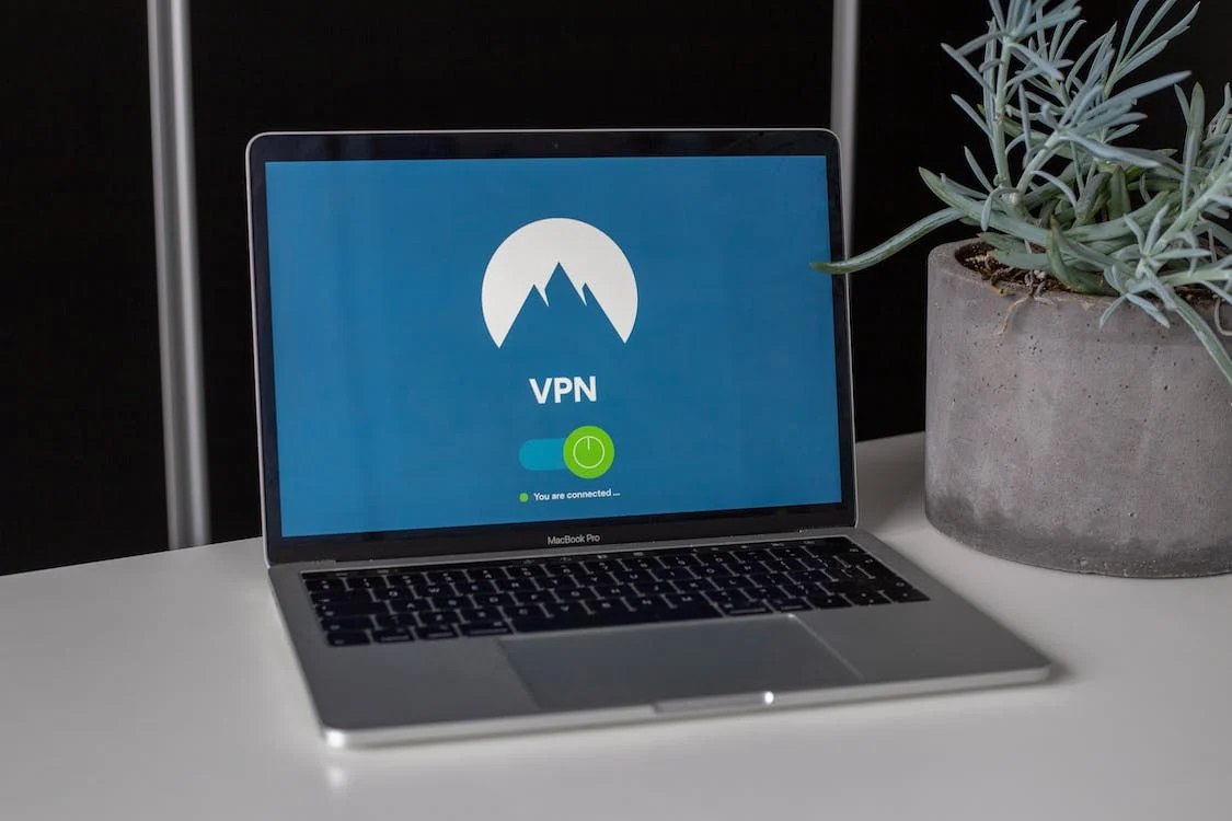 Najlepszy VPN do Pracy Zdalnej: Skuteczna Ochrona Twojej Sieci